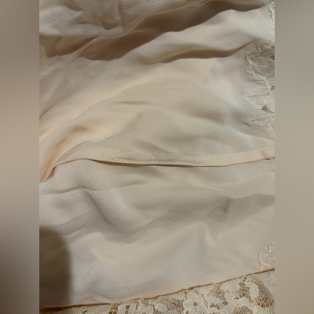 Doen Lucine Top in Candlelight - Picture 6 of 6